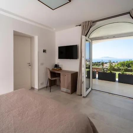 Oda ve Kahvaltı La Minucciola Capri *