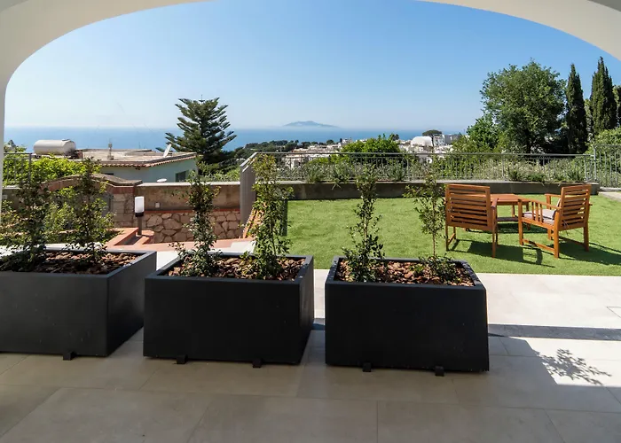 Bed & Breakfast La Minucciola Capri *