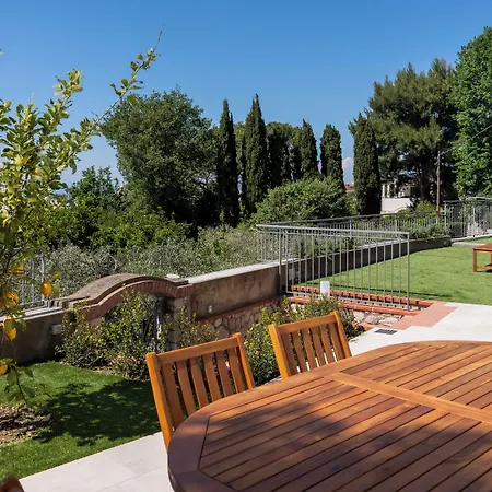 La Minucciola Capri * Анакапри